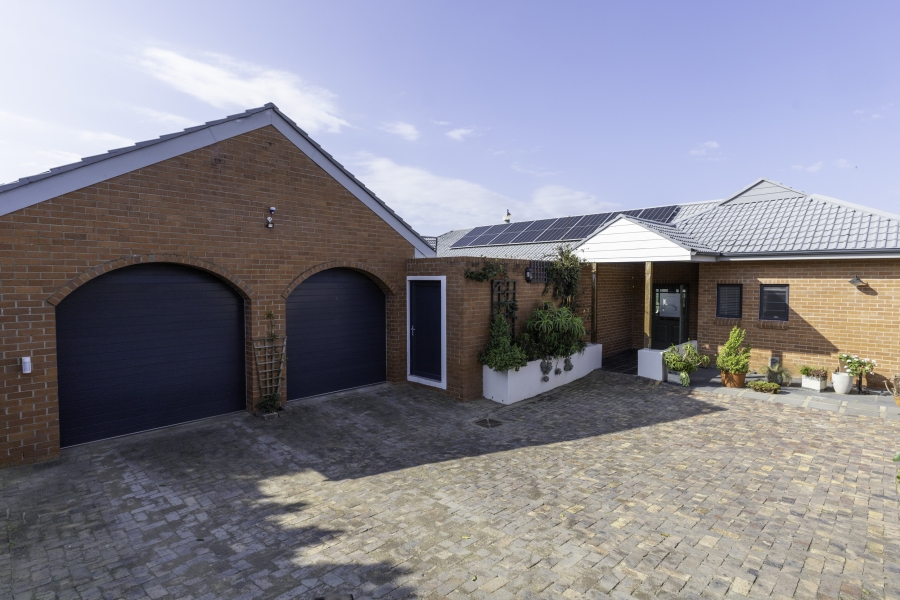 4 Bedroom Property for Sale in Forest Downs Eastern Cape